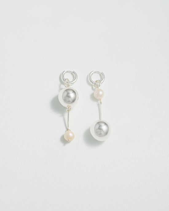 AG Pearl Earrings