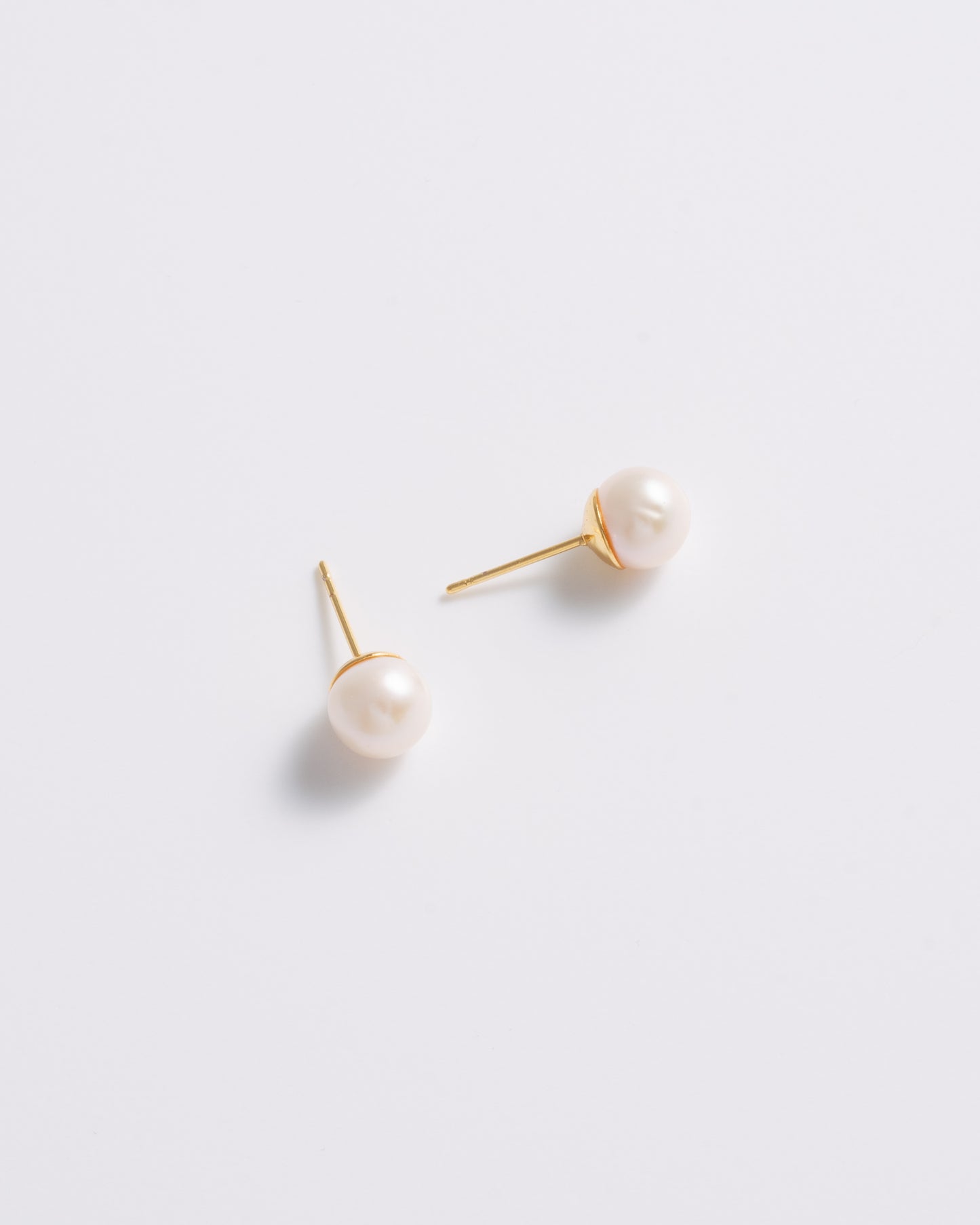 Pearl Studs - Gold