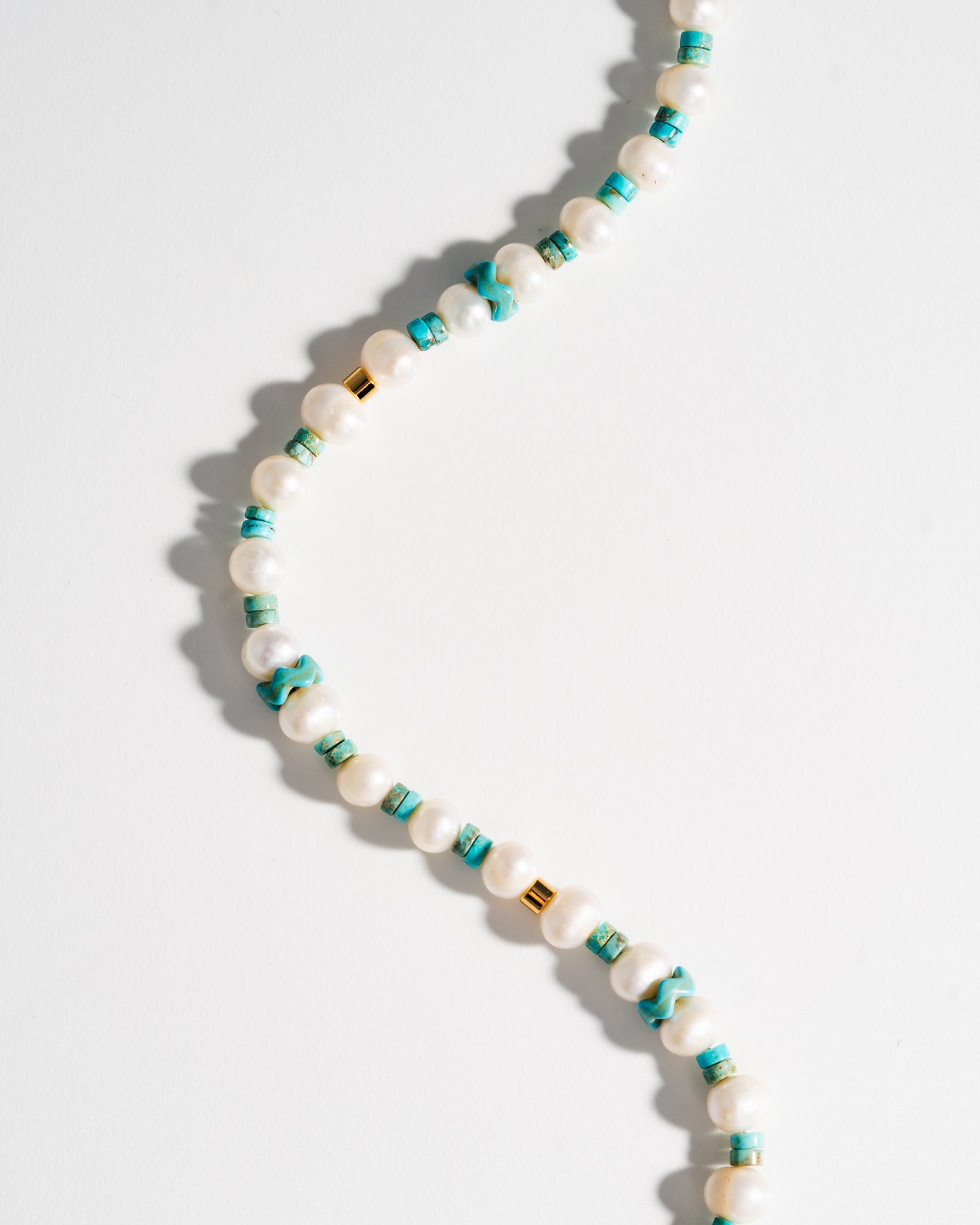 Blue Daisy Pearl Necklace